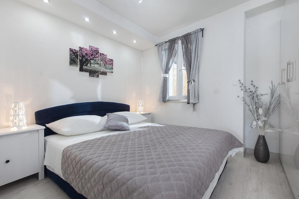 Apartment Orka *